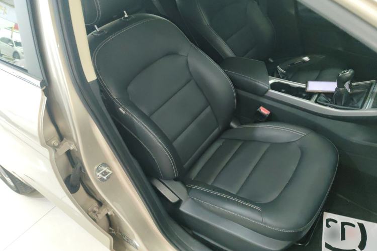Used Geely Auto Emgrand GL 2018 1.4T Manual Elite Smart Connectivity Version Right Front Seat