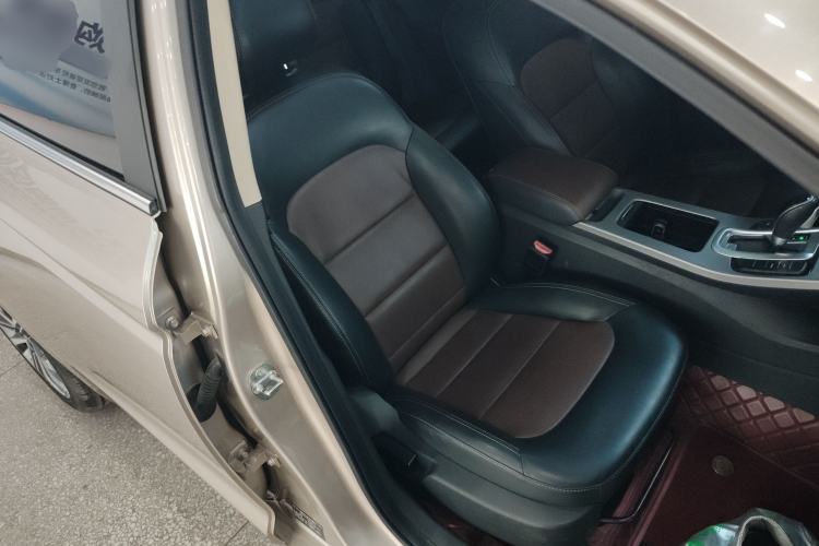 Used Geely Auto Emgrand GL 2018 1.4T DCT Prestige Smart Connectivity Version Right Front Seat