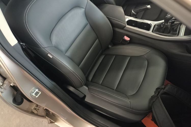 Used Geely Auto Emgrand GL 2018 1.4T Manual Elite Smart Connectivity Version Right Front Seat