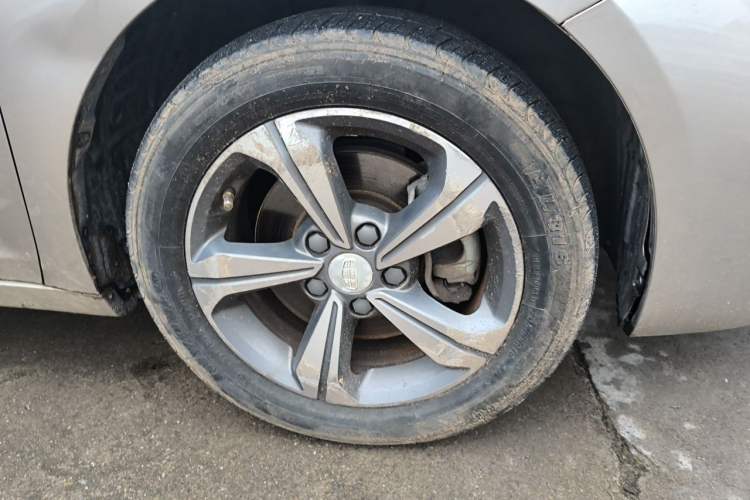Used Geely Auto Emgrand GL 2018 1.4T DCT Elite Smart Connectivity Version Right Front Wheel Hub