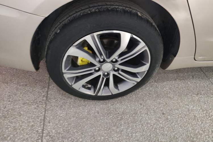 Used Geely Auto Emgrand GL 2018 1.4T DCT Prestige Smart Connectivity Version Right Rear Wheel Hub