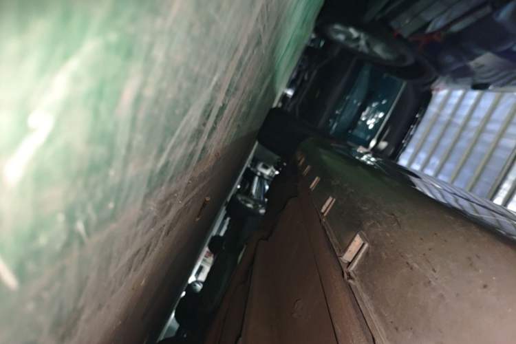 Used Geely Auto Emgrand GL 2018 1.8L DCT Elite Smart Connectivity Version Right Side Sill
