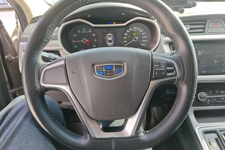 Used Geely Auto Emgrand GL 2018 1.8L Manual Elite Smart Connectivity Version Steering Wheel