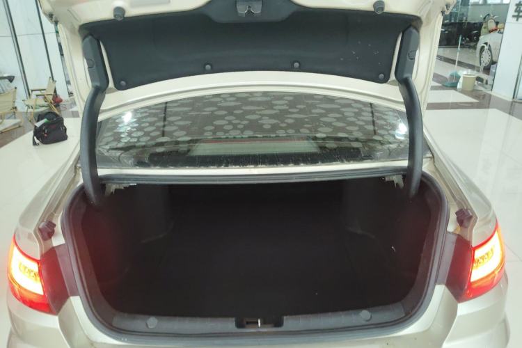 Used Geely Auto Emgrand GL 2018 1.4T Manual Elite Smart Connectivity Version Trunk