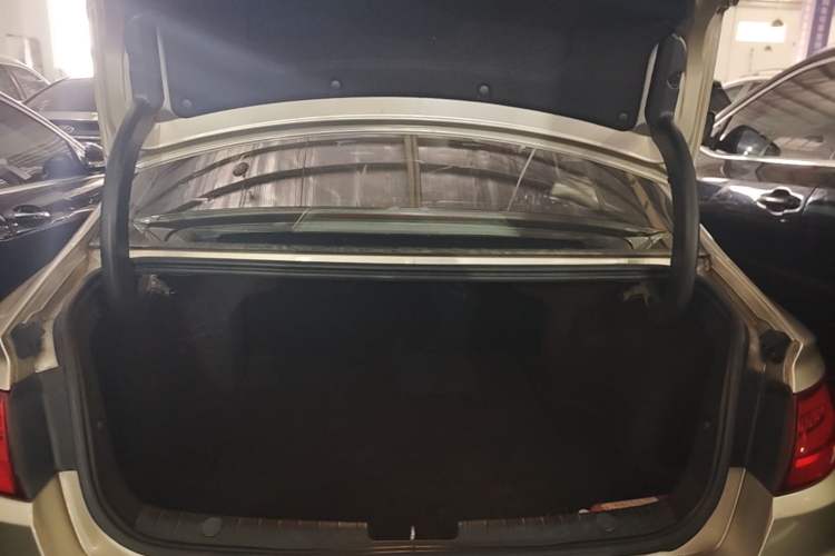 Used Geely Auto Emgrand GL 2018 1.8L DCT Elite Smart Connectivity Version Trunk