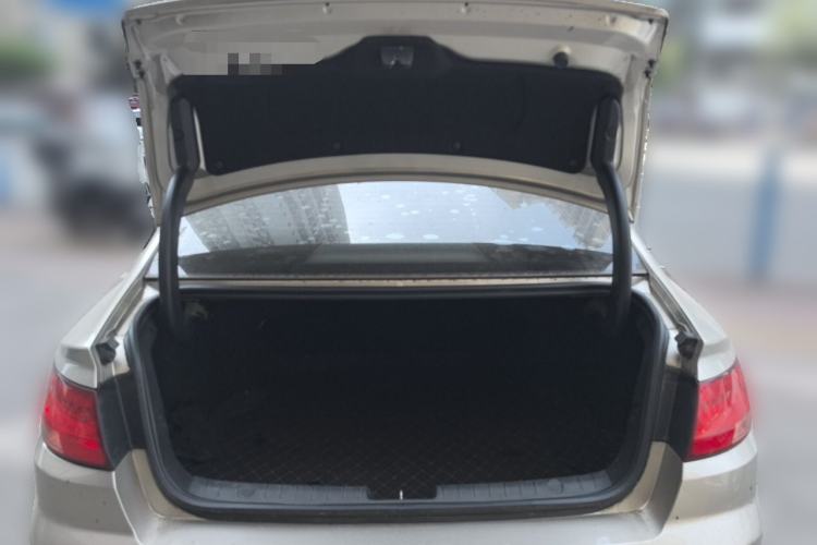 Used Geely Auto Emgrand GL 2018 1.8L Manual Elite Smart Connectivity Version Trunk