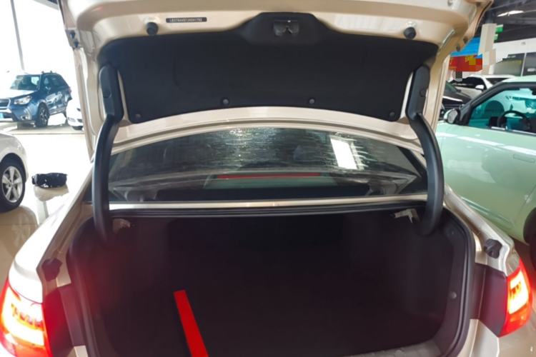 Used Geely Auto Emgrand GL 2018 1.8L Manual Elite Smart Connectivity Version Trunk