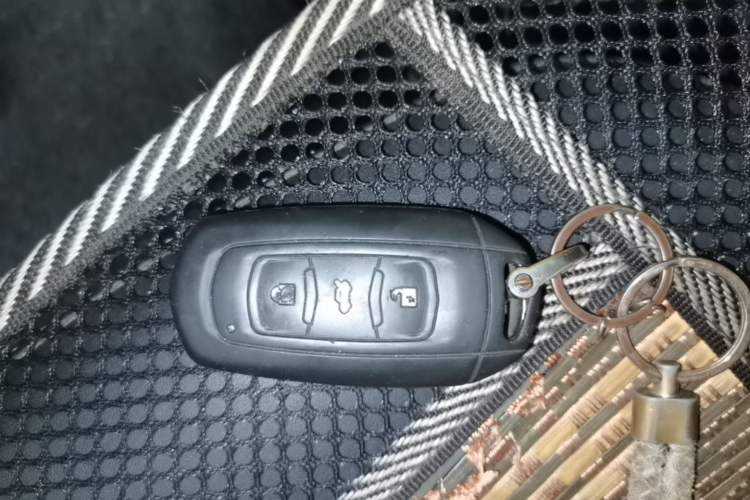 Used Geely Auto Emgrand GL 2018 1.4T DCT Prestige Smart Connectivity Version Vehicle Key