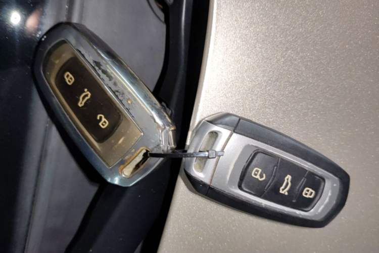 Used Geely Auto Emgrand GL 2018 1.8L DCT Elite Smart Connectivity Version Vehicle Key