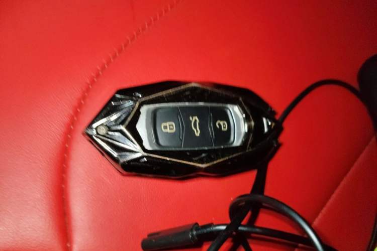 Used Geely Auto Emgrand GL 2019 1.4T CVT Elite Smart Edition Vehicle Key