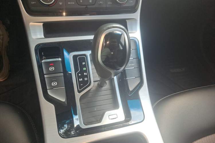 Used Geely Auto Emgrand GL 2019 1.4T CVT Prestige Smart Edition Gear Lever