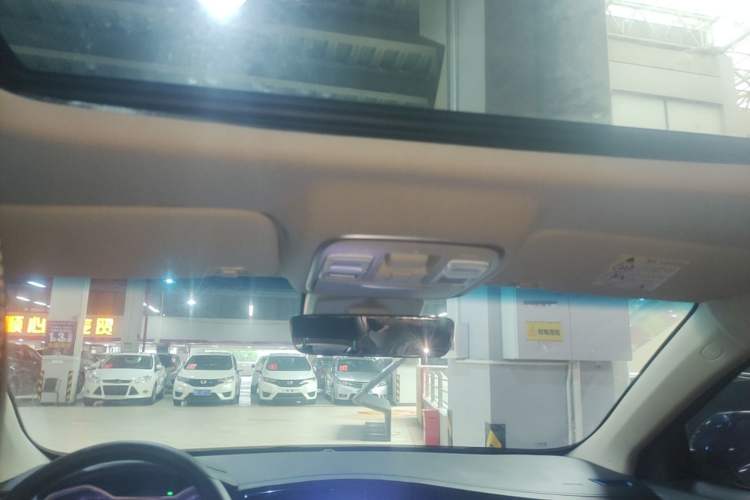 Used Geely Auto Emgrand GL 2019 1.4T CVT Elite Smart Edition Headliner