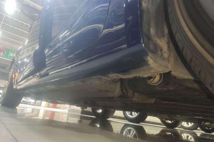 Used Geely Auto Emgrand GL 2019 1.4T CVT Elite Smart Edition Left Side Sill