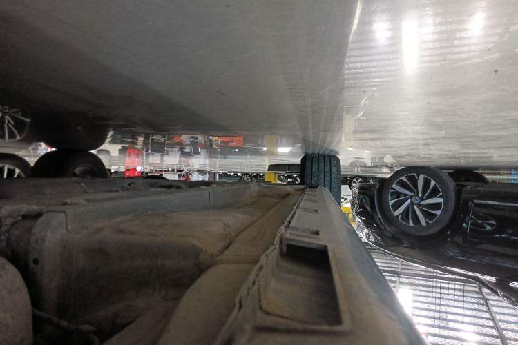 Used Geely Auto Emgrand GL 2019 1.8L DCT Elite Smart Edition Left Side Sill