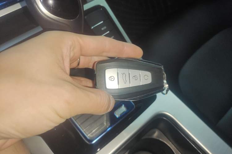Used Geely Auto Emgrand GL 2019 1.4T CVT Elite Smart Edition Vehicle Key