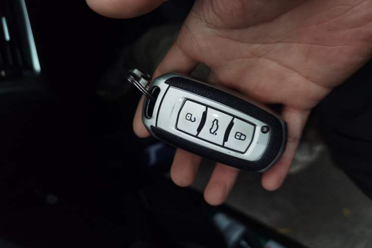 Used Geely Auto Emgrand GL 2019 1.4T CVT Elite Smart Edition Vehicle Key