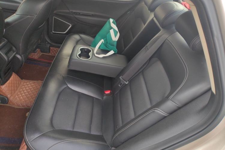 Used Geely Auto Emgrand GL 2019 1.4T CVT Elite Smart Edition Left Rear Seat