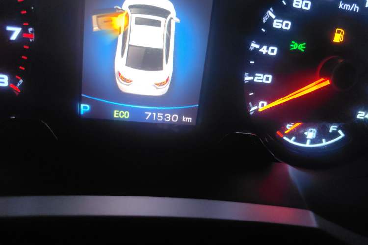 Used Geely Auto Emgrand GL 2019 1.4T CVT Elite Smart Edition Odometer Close Up