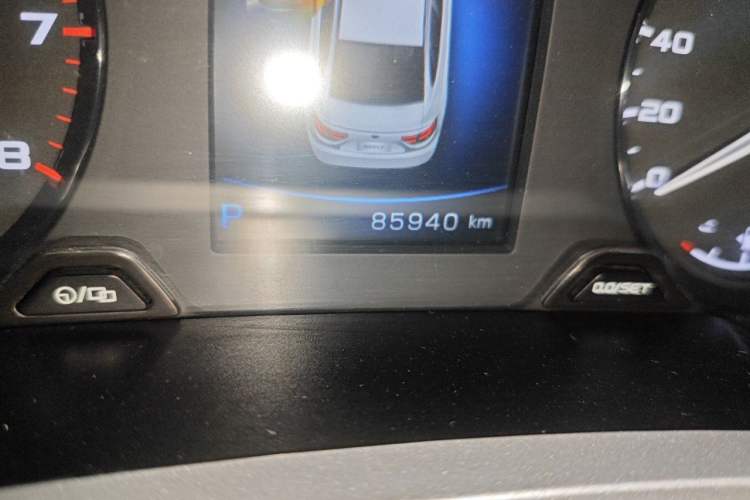 Used Geely Auto Emgrand GL 2019 1.4T CVT Elite Smart Edition Odometer Close Up