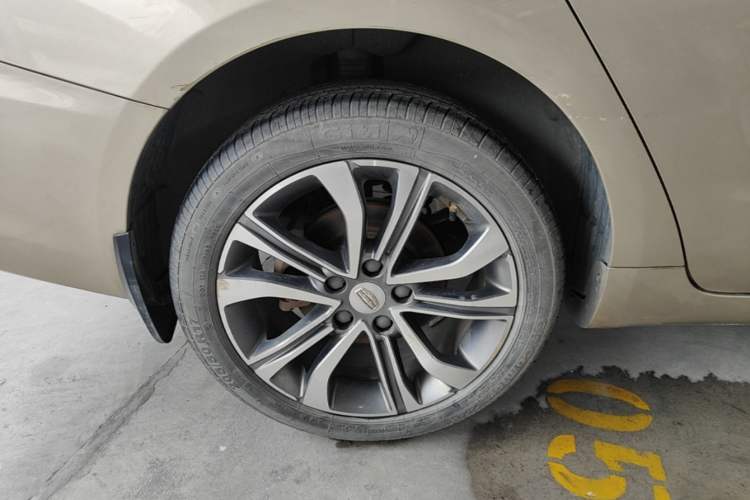 Used Geely Auto Emgrand GL 2019 1.4T CVT Prestige Smart Edition Right Rear Wheel Hub