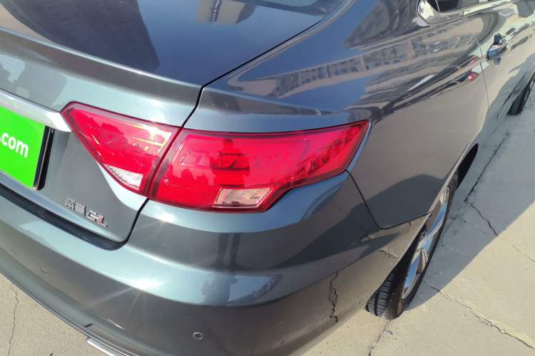 Used Geely Auto Emgrand GL 2019 1.4T CVT Elite Smart Edition Exterior 1