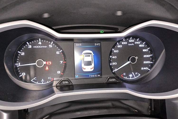 Used Geely Auto Emgrand GL 2019 1.4T Manual Elite Smart Edition Odometer Close Up