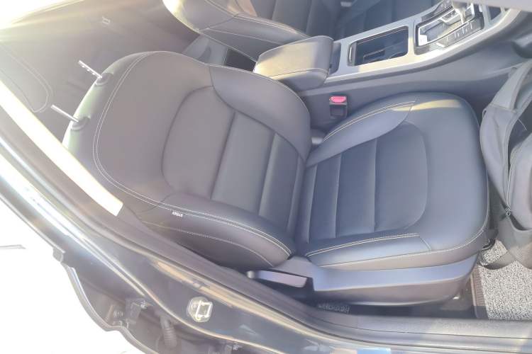 Used Geely Auto Emgrand GL 2019 1.4T CVT Elite Smart Edition Right Front Seat