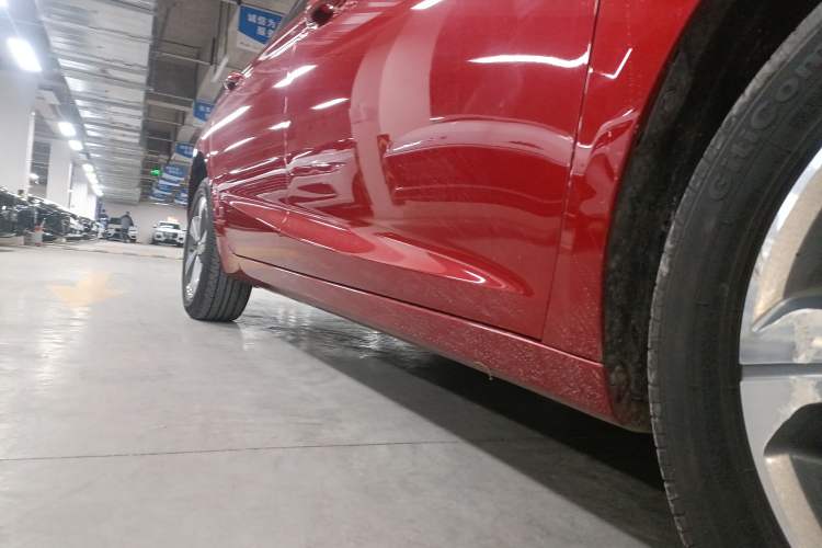 Used Geely Auto Emgrand GL 2019 1.4T CVT Elite Smart Edition Right Side Sill
