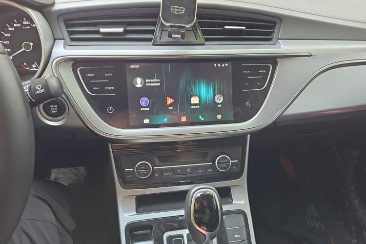 Used Geely Auto Emgrand GL 2019 1.4T CVT Elite Smart Edition Audio And AC Panel