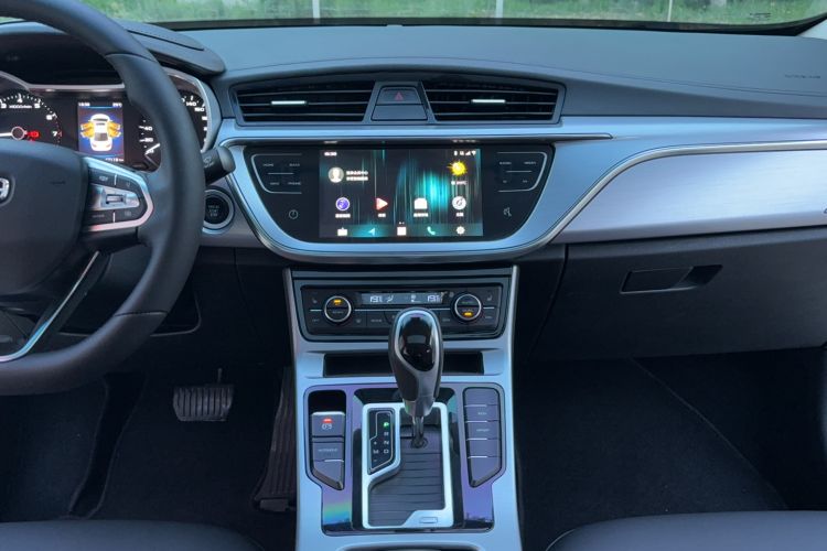 Used Geely Auto Emgrand GL 2019 1.4T CVT Prestige Smart Edition Audio And AC Panel