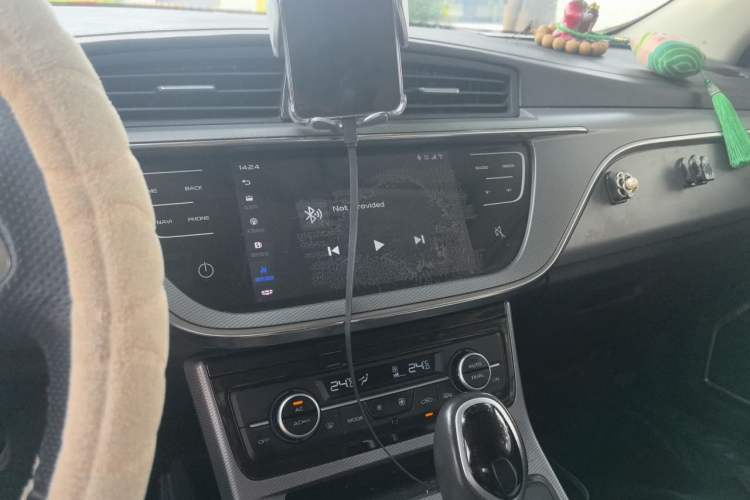 Used Geely Auto Emgrand GL 2019 1.4T CVT Elite Smart Edition Audio And AC Panel