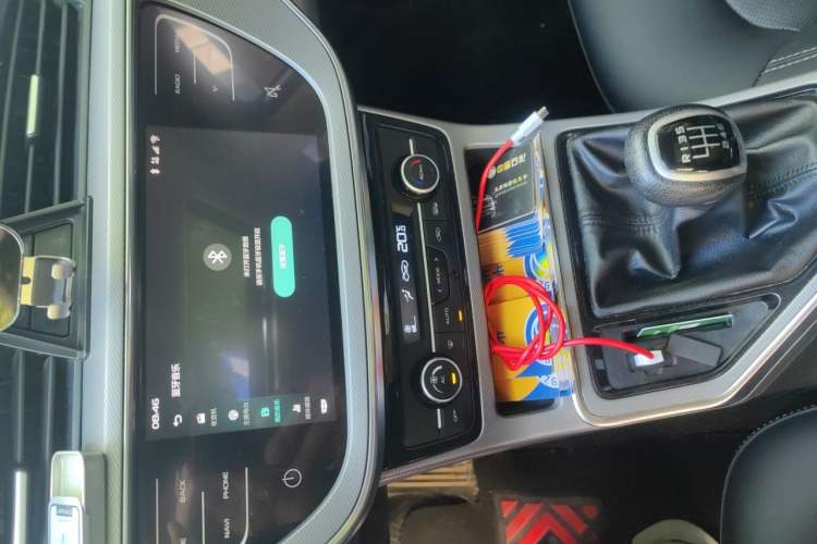 Used Geely Auto Emgrand GL 2019 1.8L Manual Elite Smart Edition Audio And AC Panel