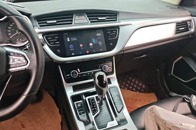 Used Geely Auto Emgrand GL 2019 1.4T CVT Elite Smart Edition Audio And AC Panel