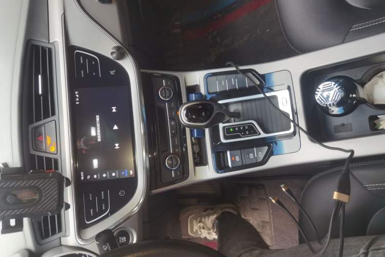 Used Geely Auto Emgrand GL 2019 1.4T CVT Elite Smart Edition Audio And AC Panel