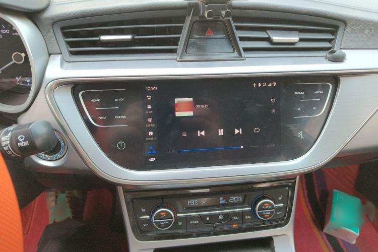 Used Geely Auto Emgrand GL 2019 1.5T DCT Prestige Smart Edition Audio And AC Panel