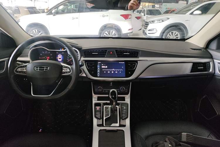 Used Geely Auto Emgrand GL 2019 1.4T CVT Elite Smart Edition Center Console