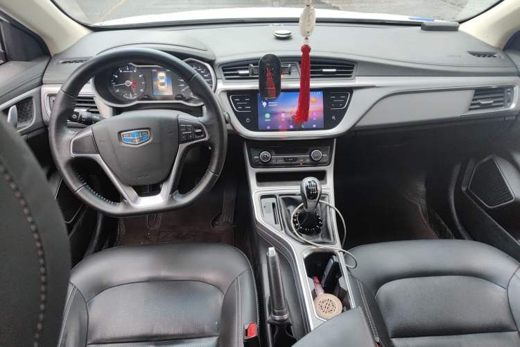 Used Geely Auto Emgrand GL 2019 1.8L Manual Entry-Level Smart Enjoyment Version Center Console