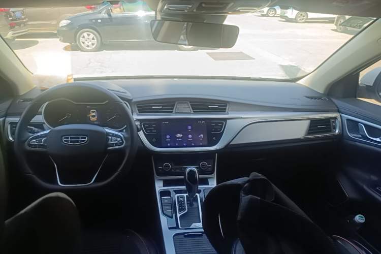 Used Geely Auto Emgrand GL 2019 1.4T CVT Elite Smart Edition Center Console