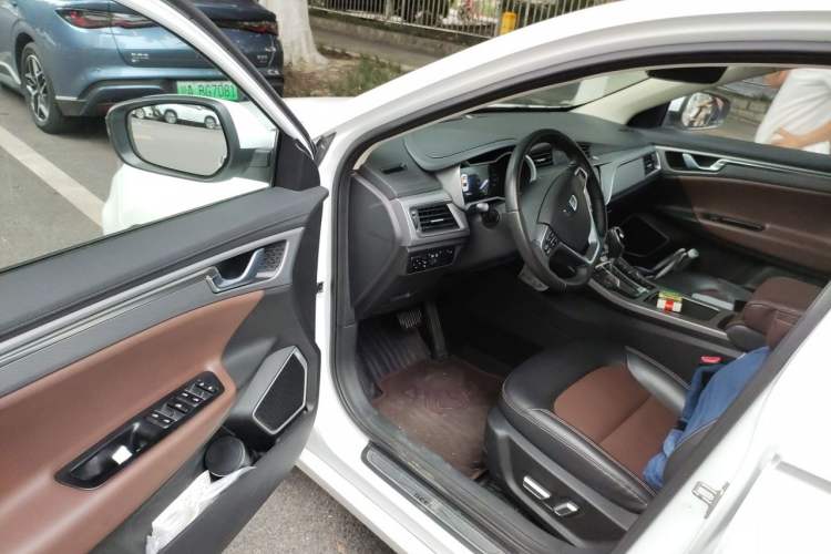 Used Geely Auto Emgrand GL 2019 1.4T CVT Prestige Smart Edition Driver Seat