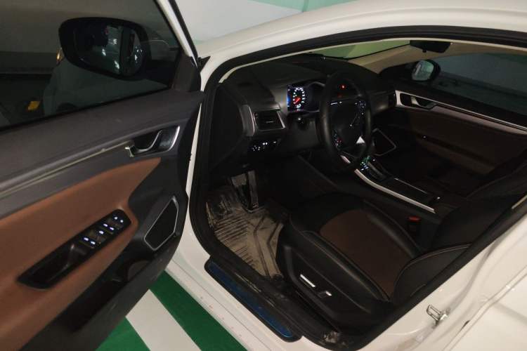 Used Geely Auto Emgrand GL 2019 1.4T CVT Elite Smart Edition Driver Seat