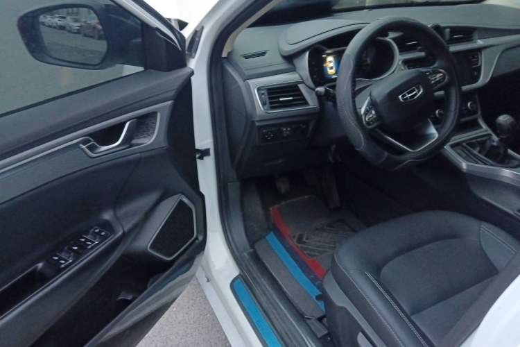Used Geely Auto Emgrand GL 2019 1.8L Manual Elite Smart Edition Driver Seat