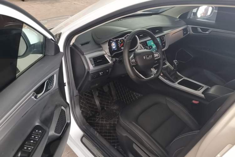 Used Geely Auto Emgrand GL 2019 1.4T Manual Elite Smart Edition Driver Seat