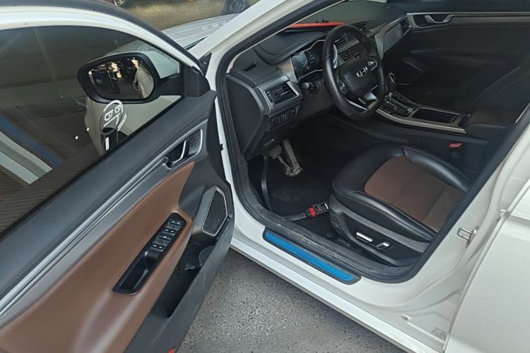 Used Geely Auto Emgrand GL 2019 1.4T CVT Prestige Smart Edition Driver Seat