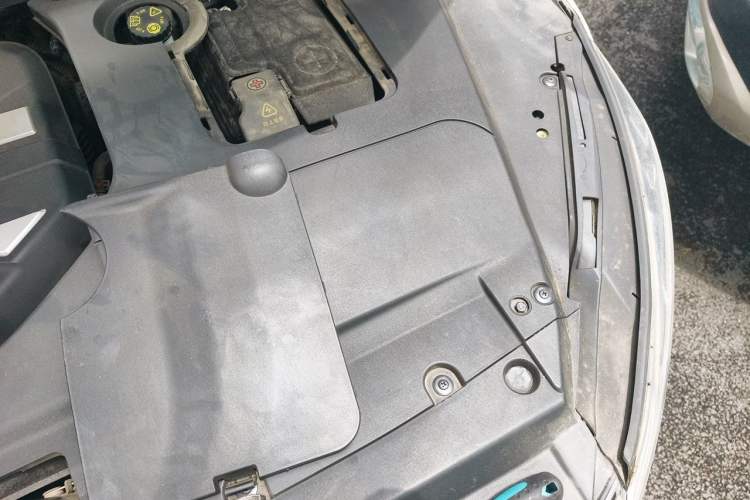 Used Geely Auto Emgrand GL 2019 1.4T CVT Prestige Smart Edition Engine Bay Left