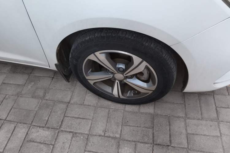Used Geely Auto Emgrand GL 2019 1.4T CVT Elite Smart Edition Exterior 1