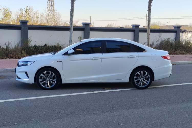 Used Geely Auto Emgrand GL 2019 1.4T CVT Prestige Smart Edition Exterior 2