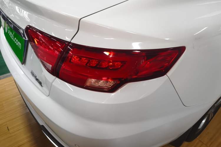 Used Geely Auto Emgrand GL 2019 1.4T CVT Elite Smart Edition Exterior 3