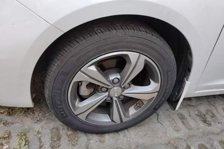 Used Geely Auto Emgrand GL 2019 1.4T CVT Elite Smart Edition Exterior 4