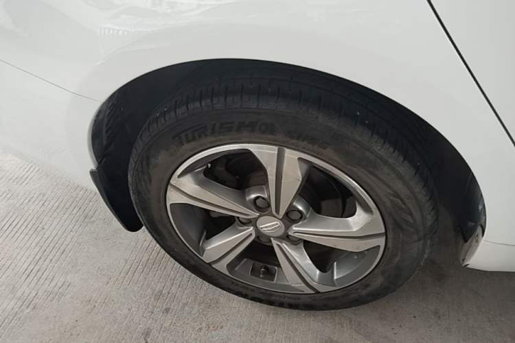 Used Geely Auto Emgrand GL 2019 1.4T CVT Elite Smart Edition Exterior 5
