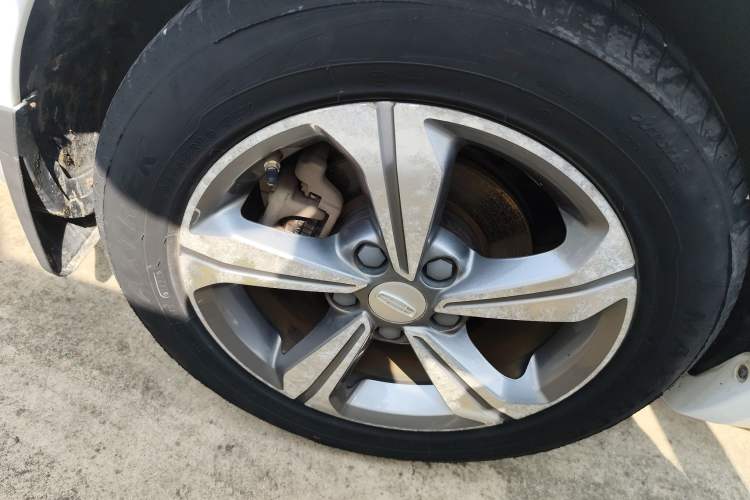 Used Geely Auto Emgrand GL 2019 1.4T CVT Elite Smart Edition Exterior 5